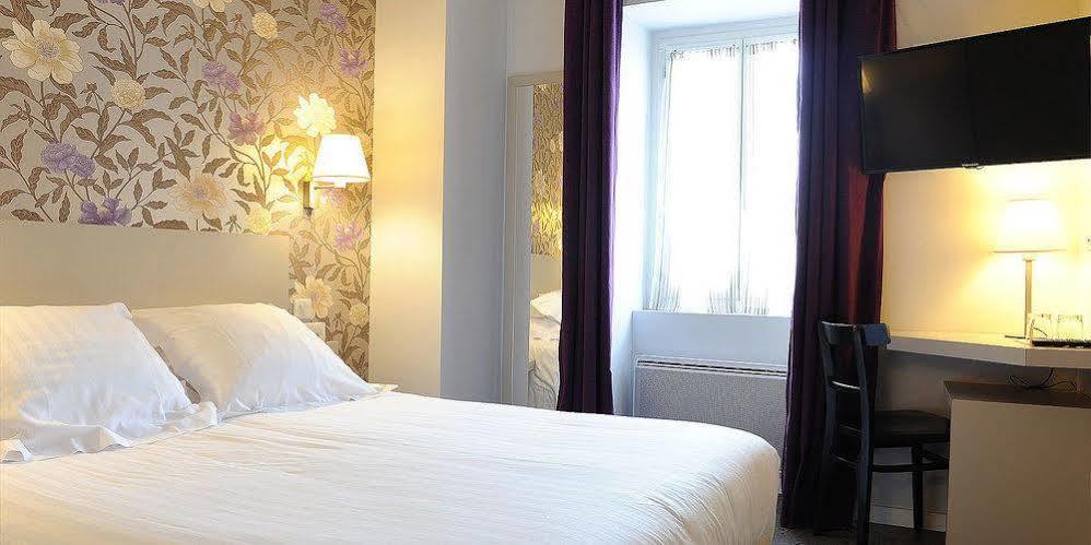 Hotel Chilhar Espelette Bagian luar foto